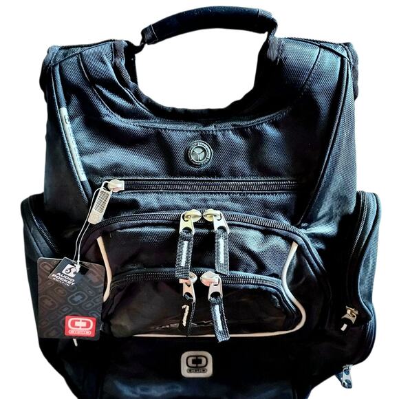 NEW OGIO Bounty Hunter 17" Computer Laptop Backpack Black Thin Blue Line Logo - Picture 4 of 11